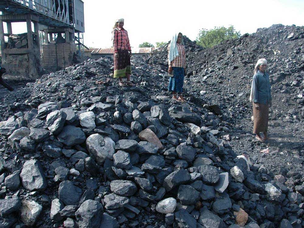 Karnataka is dependent on Maharashtra, Mahanadi and Singareni coal mines. DH Photo