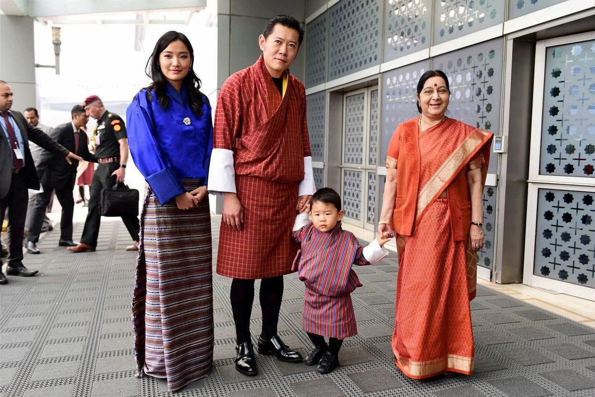 Bhutan king arrives in Delhi, to call on Prez, PM tomorrow