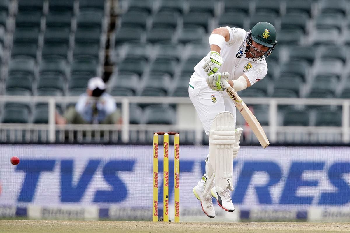 GUTSY South Africa's Dean Elgar handled the pacers well in a tough first session on the fourth day of the third Test in Johannesburg. AFP