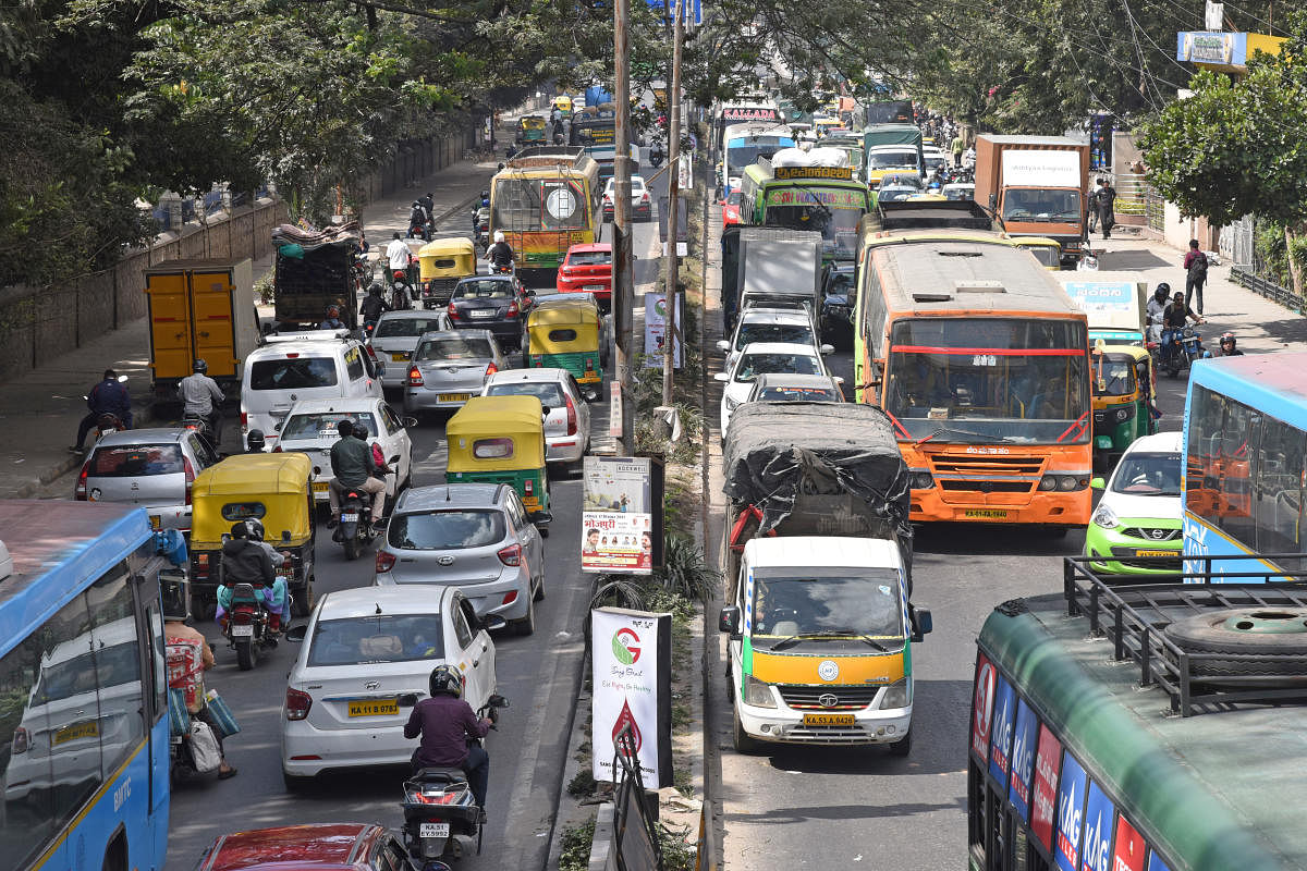 Concerned over the deaths of pedestrians, the traffic police discussed the issue with the BBMP officials and also gave some suggestion to improve the conditions in subways. DH Photo