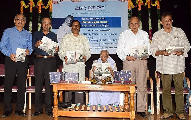 Freedom fighter H S Doreswamy (third from right) recently released a book 'Mahatma Gandhi and Kannada Literature: Shifting Perspectives'.(From left) Nitin Shah, managing director of Sapna Book House; Dr C N Ramachandran, editor of the volume; Dr Manu Baligar, president of the Kannada Sahitya Parishat; Dr Ganesh Devy, general editor of the series on Gandhi; and Jayant Kaikini, renowned writer, were also present on the occasion.