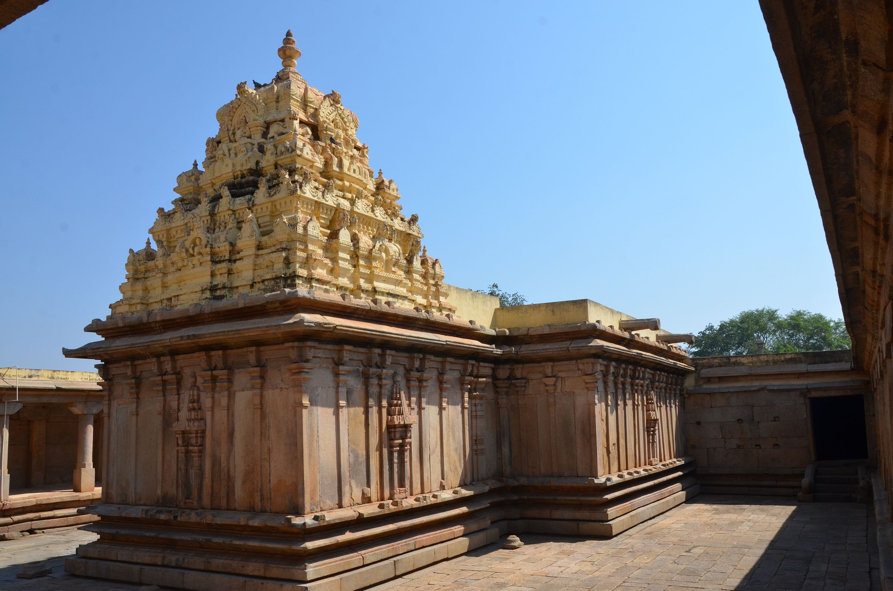 A view of the courtyard at Nambi Narayana Temple