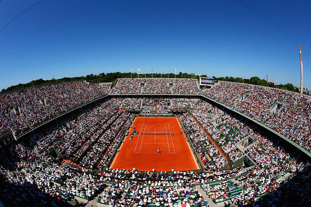 A general view over Court Philippe Chatrier during the Women's Singles Final between Serena Williams of the United States and Lucie Safarova of Czech Republic on day fourteen of the 2015 French Open at Roland Garros on June 6, 2015 in Paris, France. Credit: Getty Images