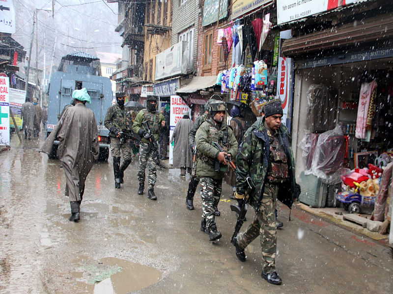 Authorities on Wednesday relaxed curfew in the entire Jammu city for the first time since its imposition on Friday last as the situation improved. DH file photo