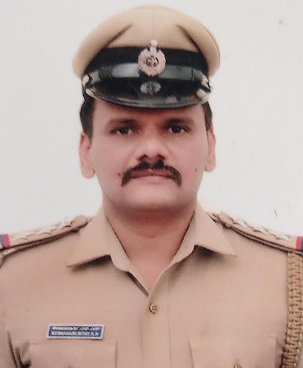 Police inspector Keshava Murty. (DH Photo)