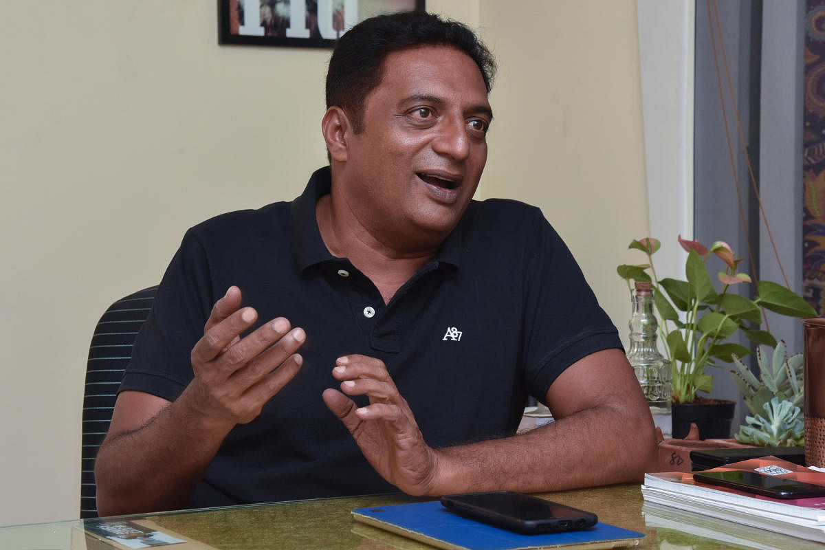 New Year resolution: Prakash Raj announced his decision to contest in LS polls. (DH File Photo)