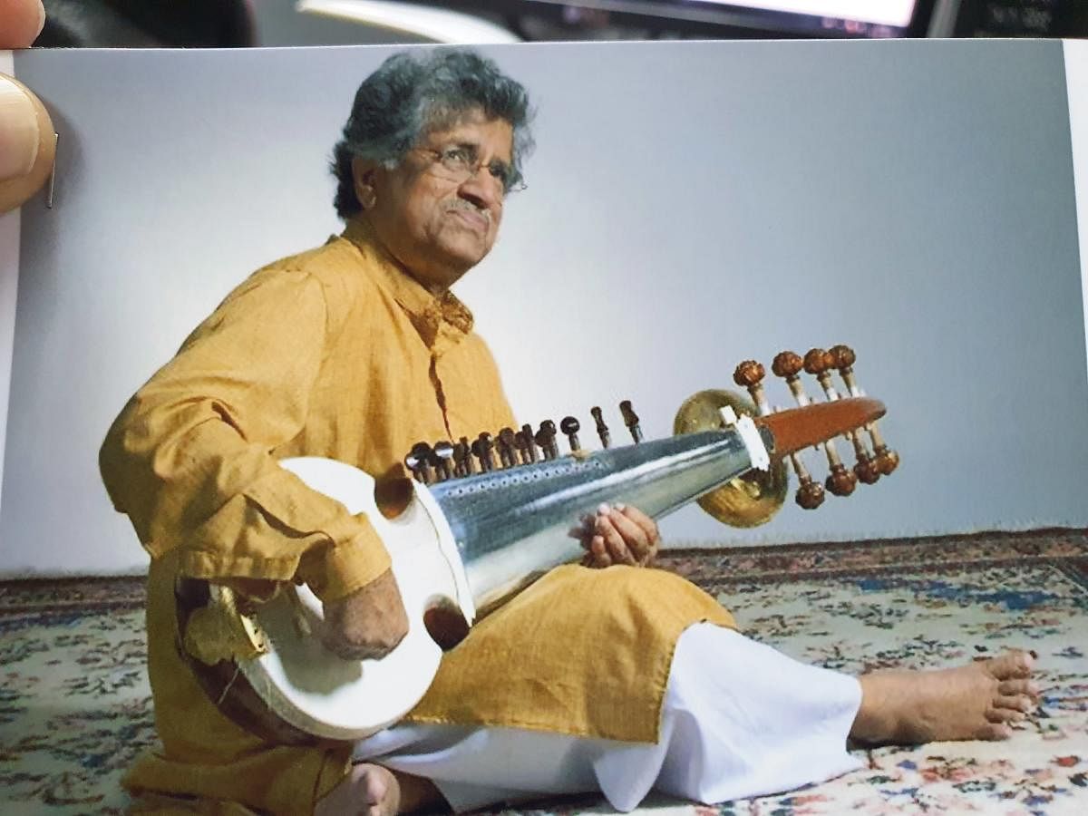 Sarod maestro Rajiv Taranath