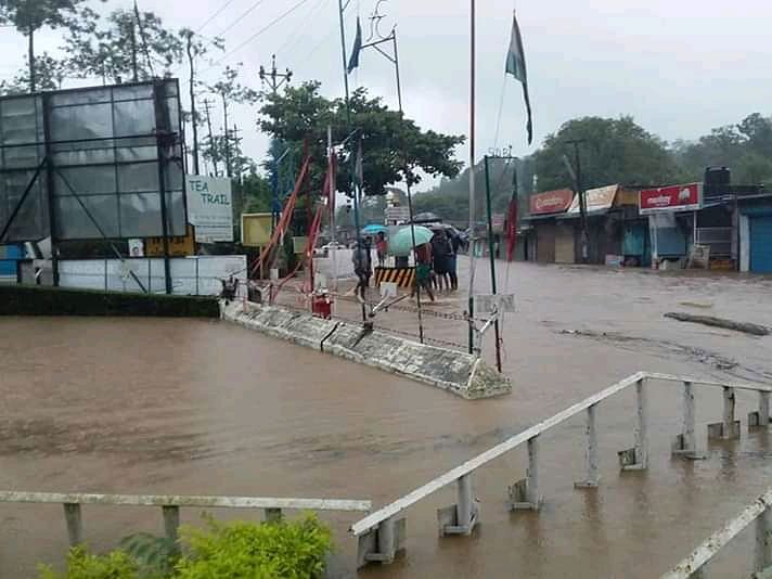Many parts of Kerala, especially northern districts and hilly districts of central Kerala, were flooded on Thursday following heavy rains. (DH Photo)
