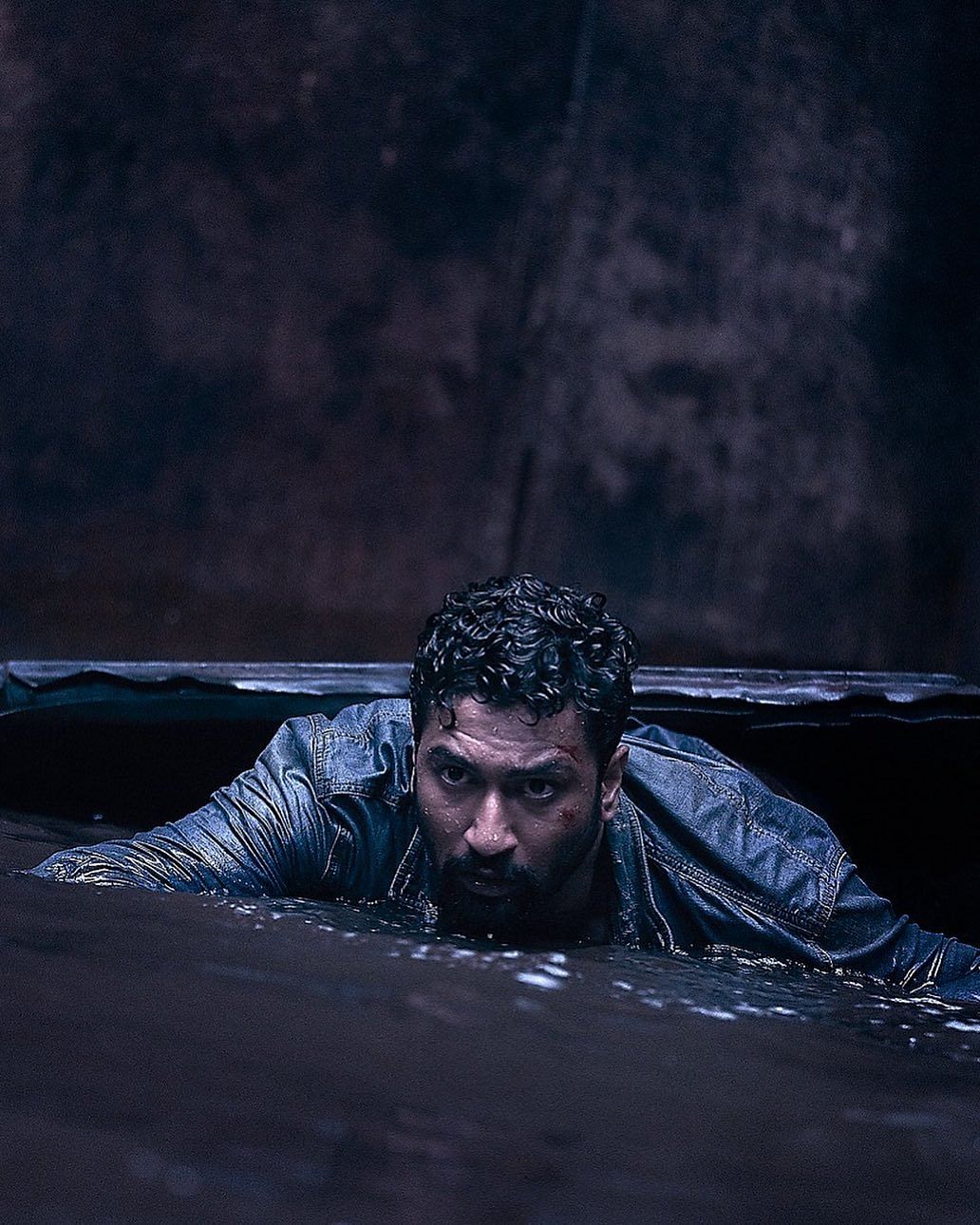 Vicky Kaushal in 'Bhoot'. (Credit: Twitter/@bhumipednekar)