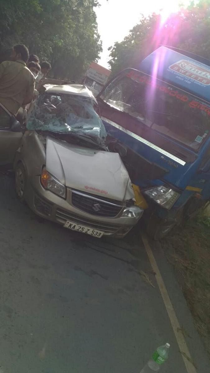 Three people were killed in a head-on collision between a car and a truck in Chikkamavanahalli village, Yellapur taluk on Tuesday morning. 
