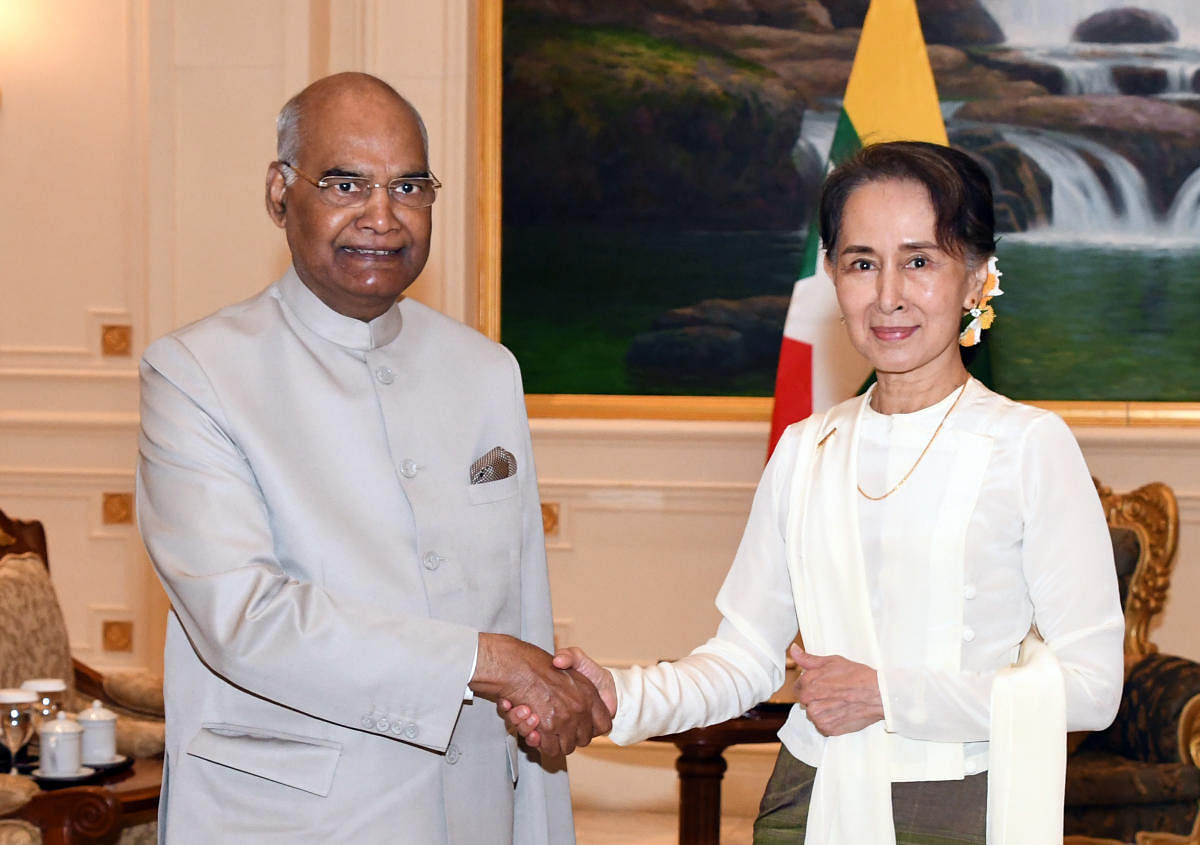 President Ram Nath Kovind (L) meets with Myanmar State Counsellor Aung San Suu Kyi (R) at the presidential palace in capital Naypyidaw. AFP Photo 