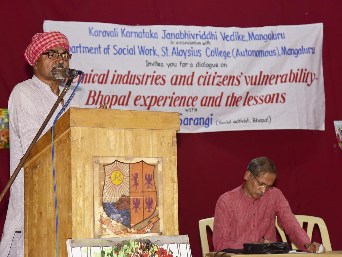 Social activist Satinath Sarangi addresses students on ‘Chemical Industries and Citizens Vulnerability: Bhopal Experiences and the Lessons’ organised by the Social Work Department of St Aloysius College in association with Karavali Karnataka Janabhivriddhi Vedike at St Aloysius College, Mangaluru, on Saturday.