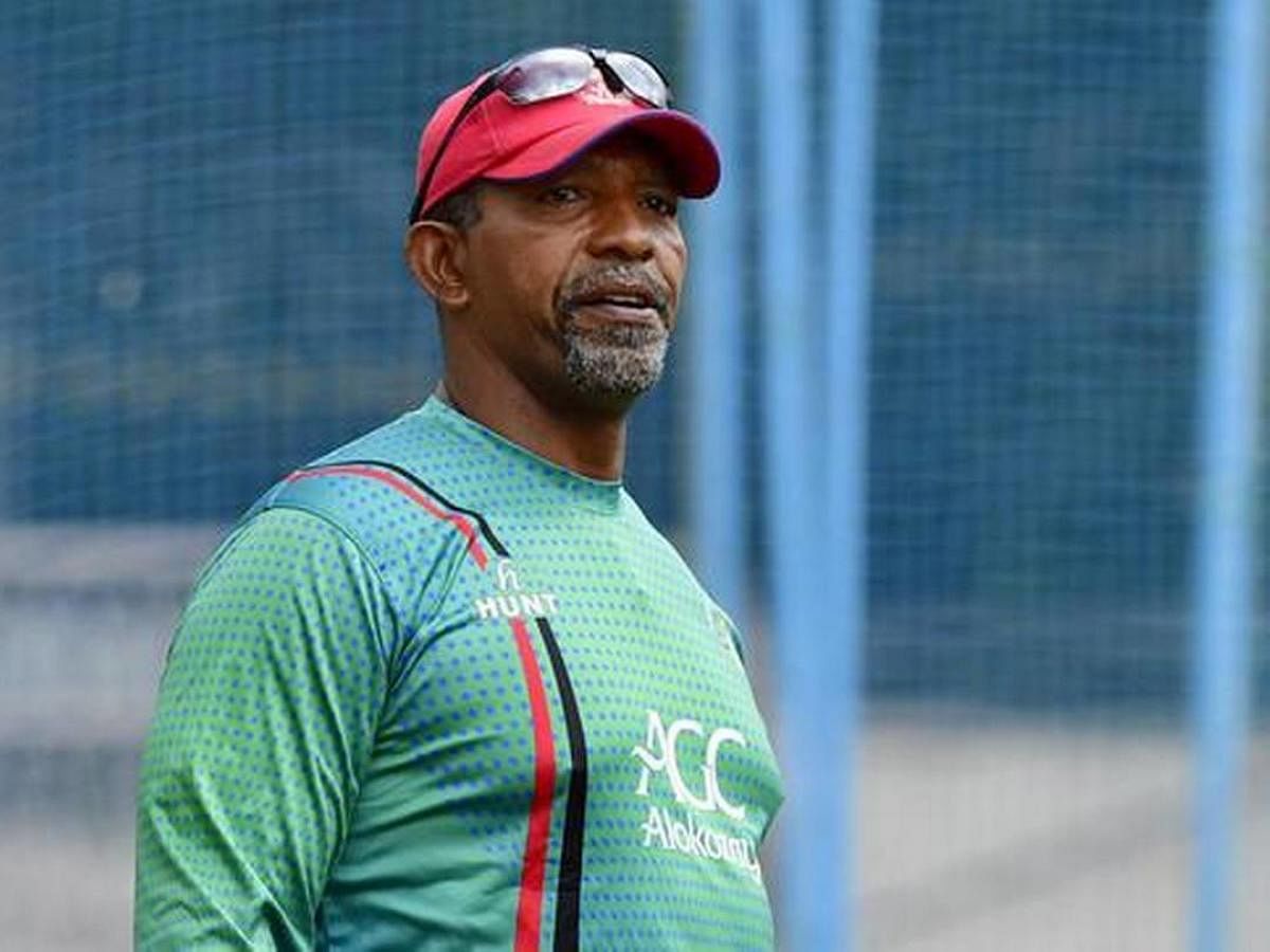 "One, I can make him bat with a stump. Two, we can sign a book and in the ODIs," West Indies coach Phil Simmons says. (File Image)