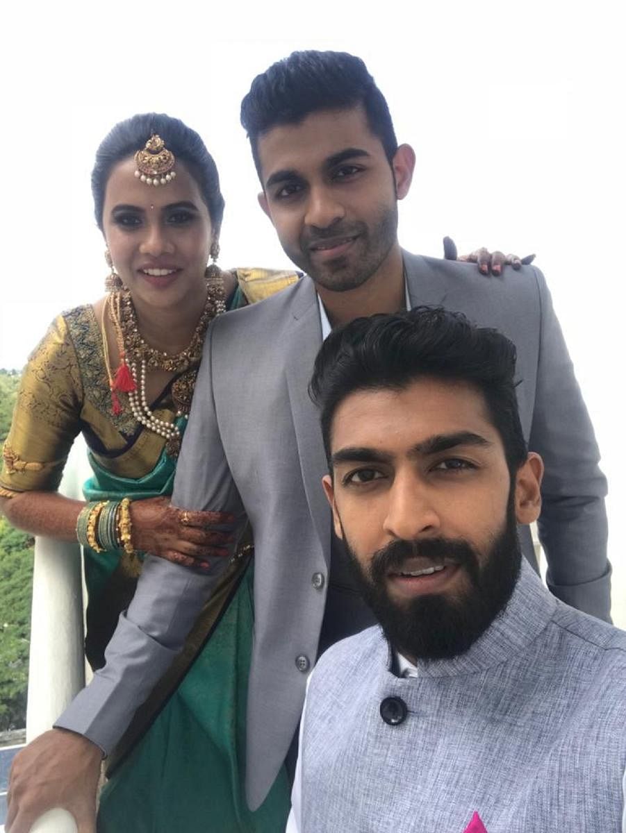 Vinay Rajkumar with brother Yuva and his bride Sridevi.