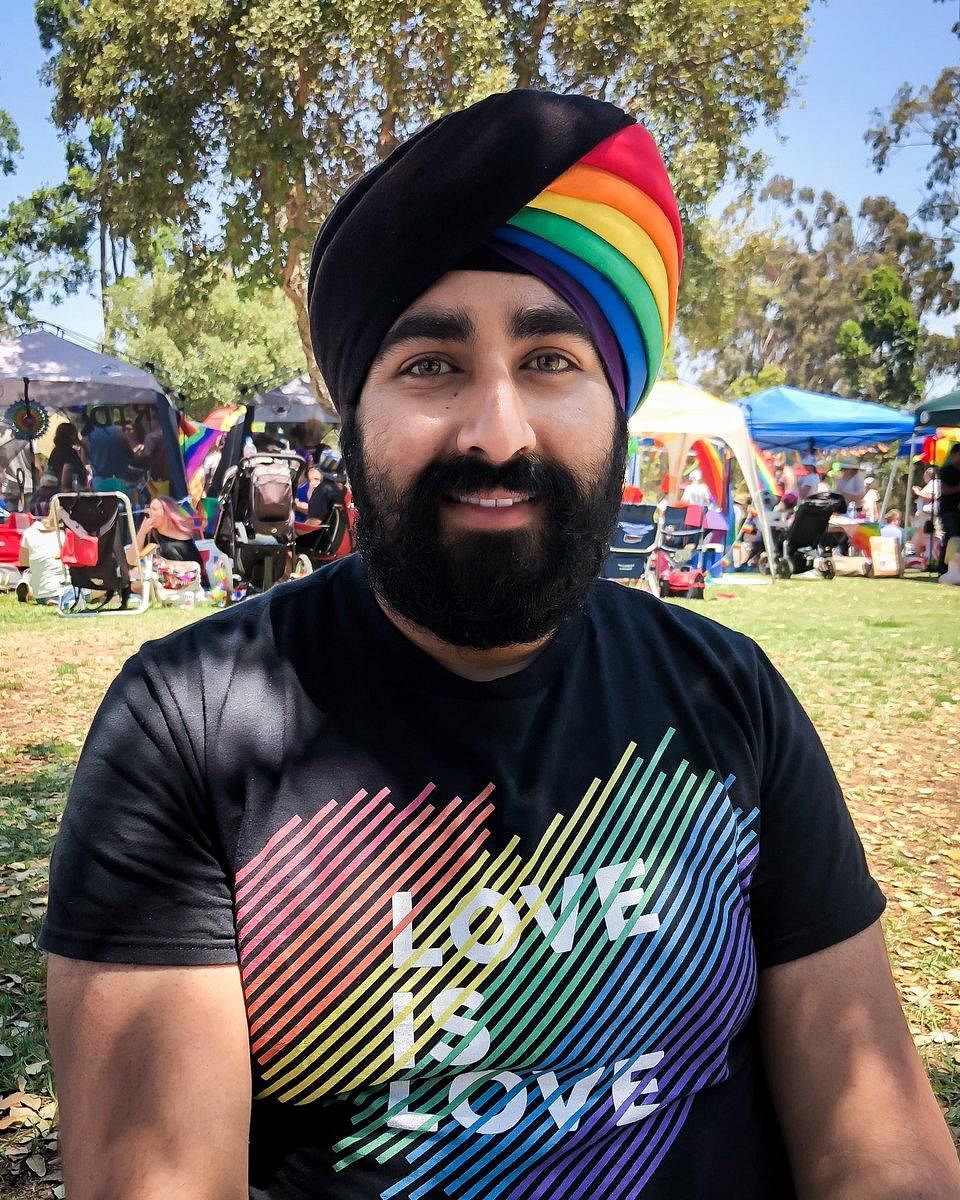 Jiwandeep Kohli, who is based in San Diego, has shared an image of the elaborate creation of the rainbow turban on Twitter that has received nearly 30,000 likes. Image courtesy: Twitter