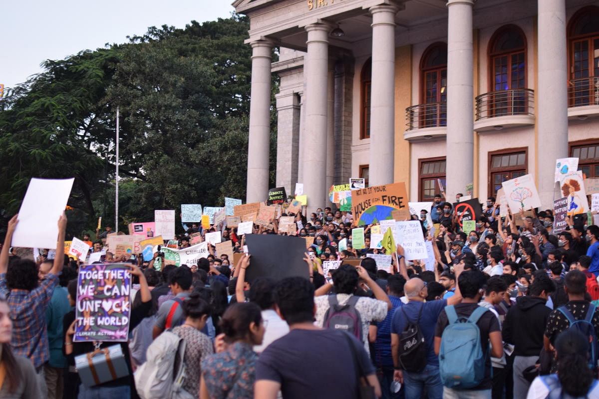 More and more youngsters are taking part in activism as a way out of eco-anxiety. A scene from a Friday for Future demonstration at Town Hall, Bengaluru. Photo: Deepten Sarkar, Flying Chappal Productions