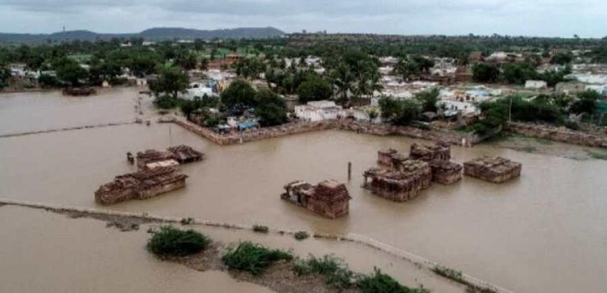 The floods that hit North Karnataka in August this year. DH File Photo
