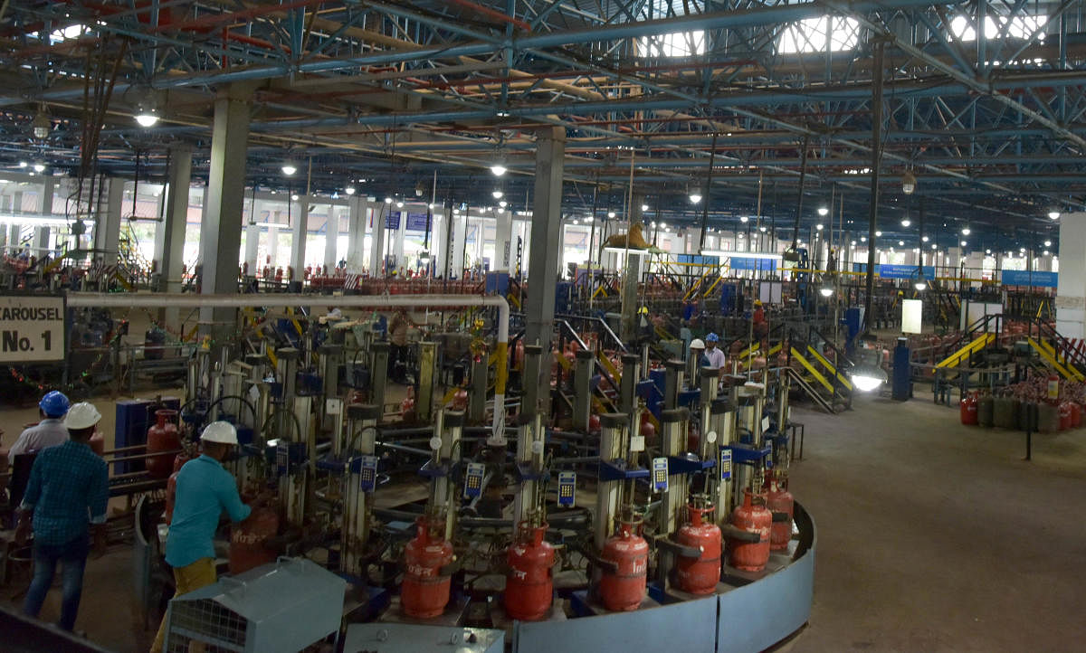 Indian Oil Corporation Limited, Indane Gas Bottling Plant, at Devanagunthi, outskirts of Bengaluru (DH Photo)