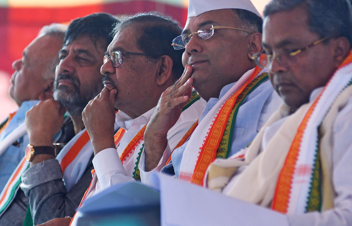 Congress leaders Siddaramaiah, Dinesh Gundu Rao, G Parameshwara and D K Shivakumar at the 135th Foundation Day programme of the party in Bengaluru on Saturday.DH PHOTO