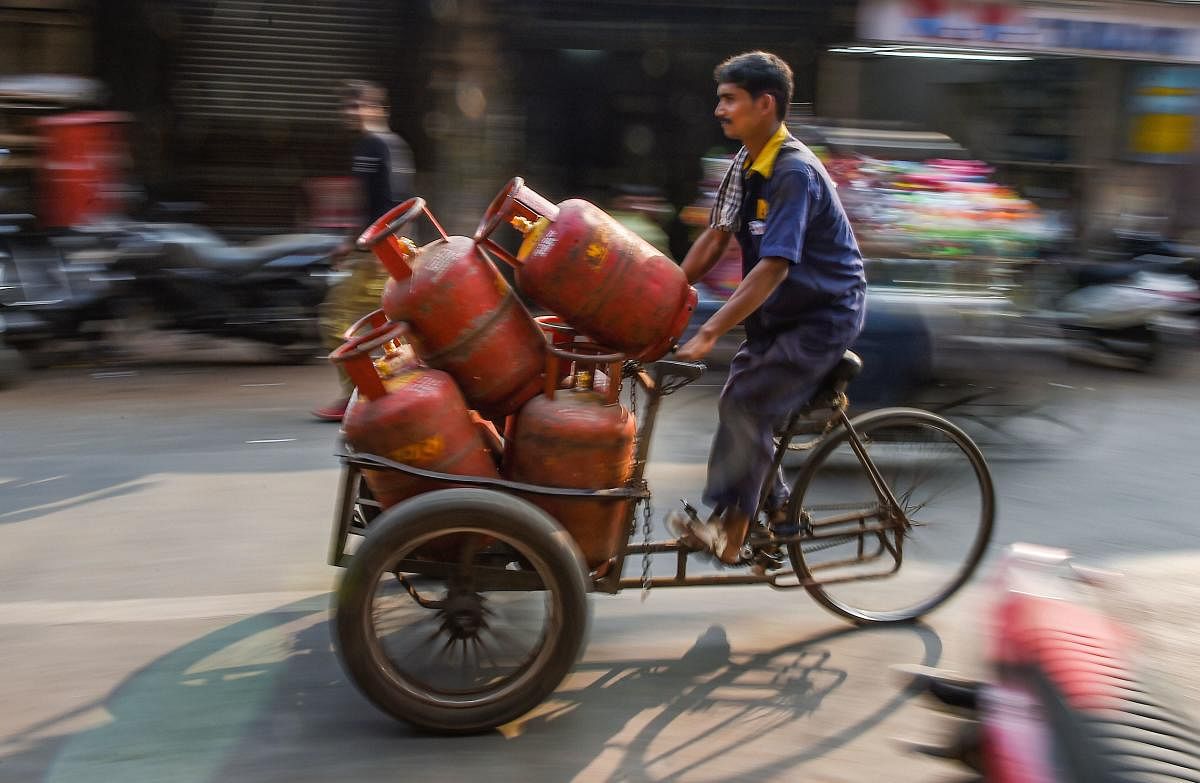 The LPG price for domestic purposes is subsidised by the Centre, under PAHAL (Direct Benefit Transfer of LPG) and the amount of subsidy provided to a customer is the difference between the market-determined price and the subsidised price. (PTI File Photo)