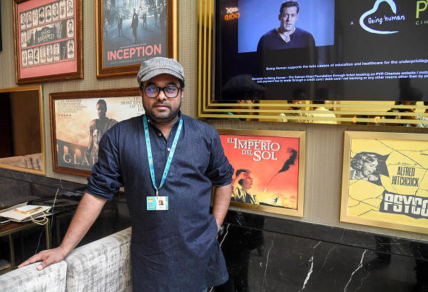 Sri Lankan filmmaker Indika Ferdinando. (DH Photo/B H Shivakumar)