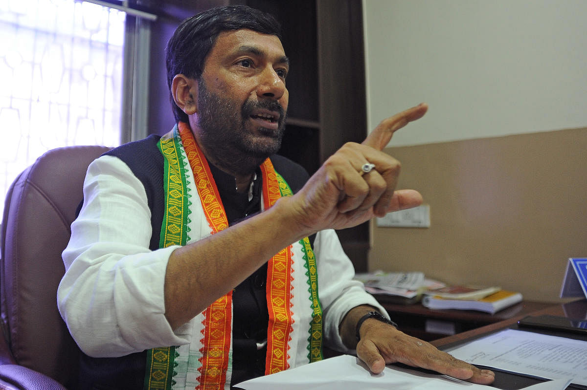 KPCC working president Saleem Ahmed speaks during an interview with DH in Bengaluru on Saturday. DH photo/Pushkar V