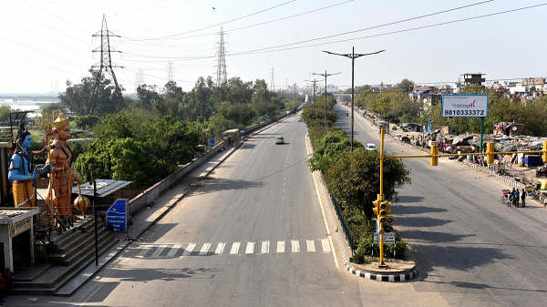 A deserted street of East Delhi during Janta curfew in the wake of coronavirus pandemic, in New Delhi, Sunday, March 22, 2020. PM Modi proposed a 'Janta curfew' between 7 am and 9 pm as part of social distancing to check the spread of the deadly virus. The number of coronavirus cases across the country rose to above 320 on Sunday. (PTI Photo)
