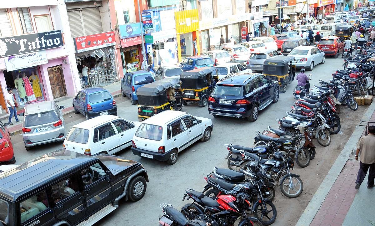 Heavy vehicular movement was seen on MG Road in Chikkamagaluru on Monday. 