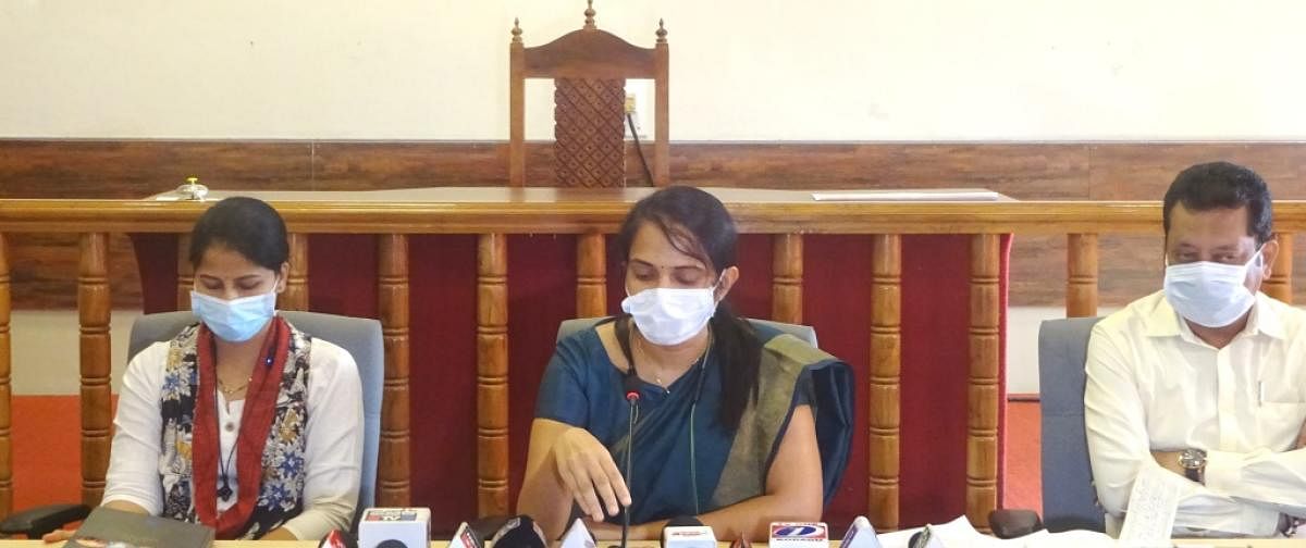 Deputy Commissioner Annies Kanmani Joy speaks during a press conference in Madikeri on Sunday.