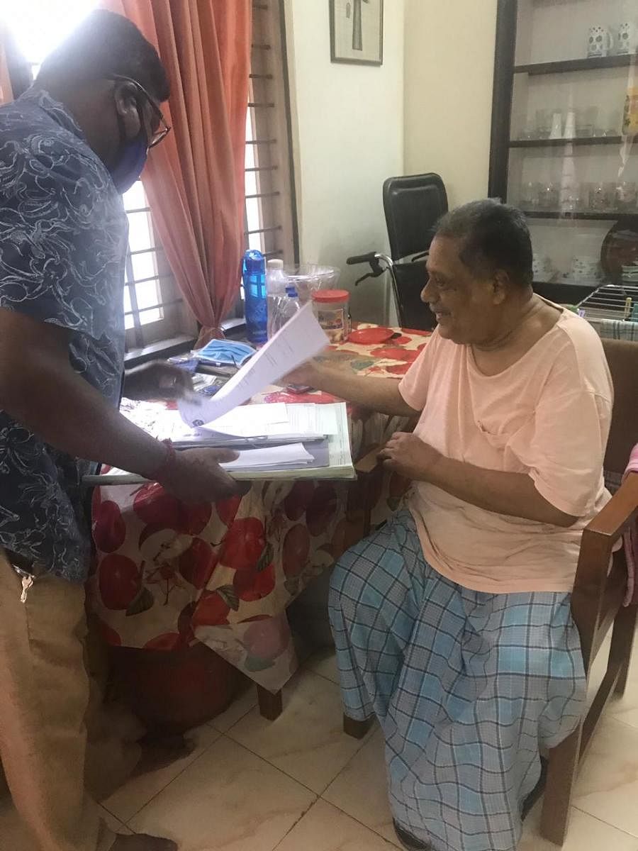 KIADB officials reached the house of retired teacher Alfred D’Cunha who was moving around using a wheelchair, to hand over the cheque at Permude.