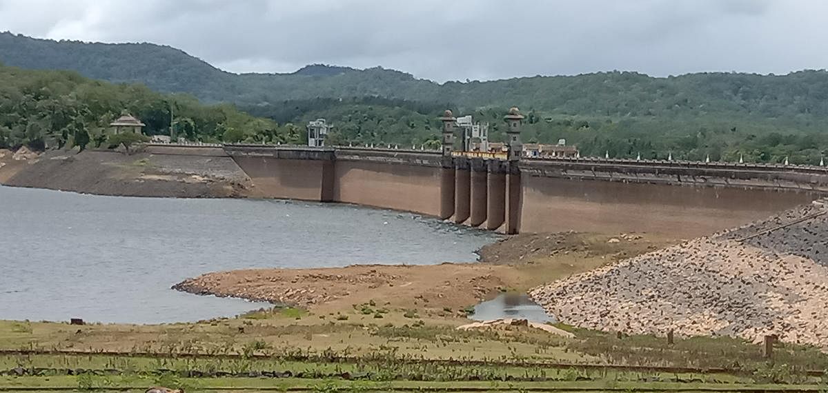 Harangi reservoir near Kushalnagar.