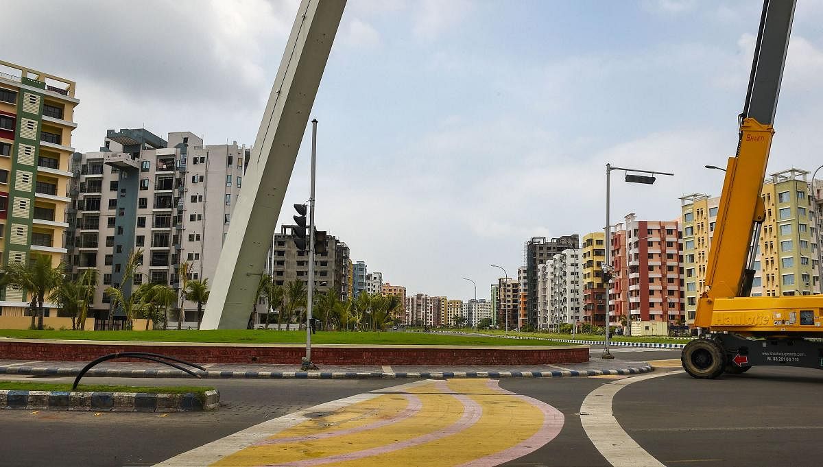 City streets wear a deserted look at New Town, during the ongoing COVID-19 nationwide lockdown, in Kolkata, Sunday, May 03, 2020. (PTI)