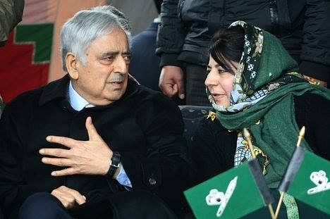 PDP leader and former Jammu and Kashmir Chief Minister Mufti Muhammad Sayeed with daughter Mehbooba Mufti. Photo/Facebook (@muftimehbooba)