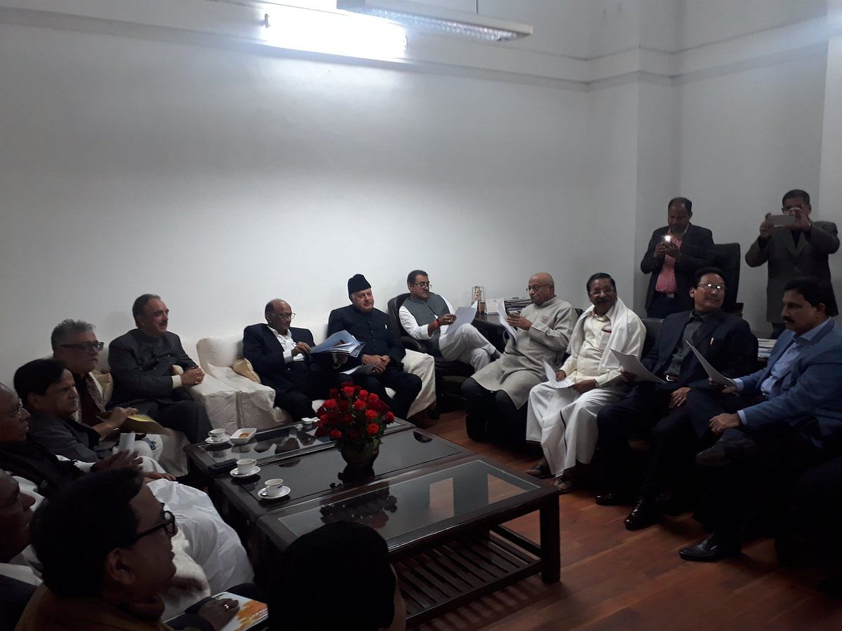 The opposition leaders demanded the poll panel ensure that 50 per cent of EVM results are matched and cross-checked with voter-verifiable paper audit trails (VVPATs) before the declaration of results in the upcoming Lok Sabha elections. (DH Photo)