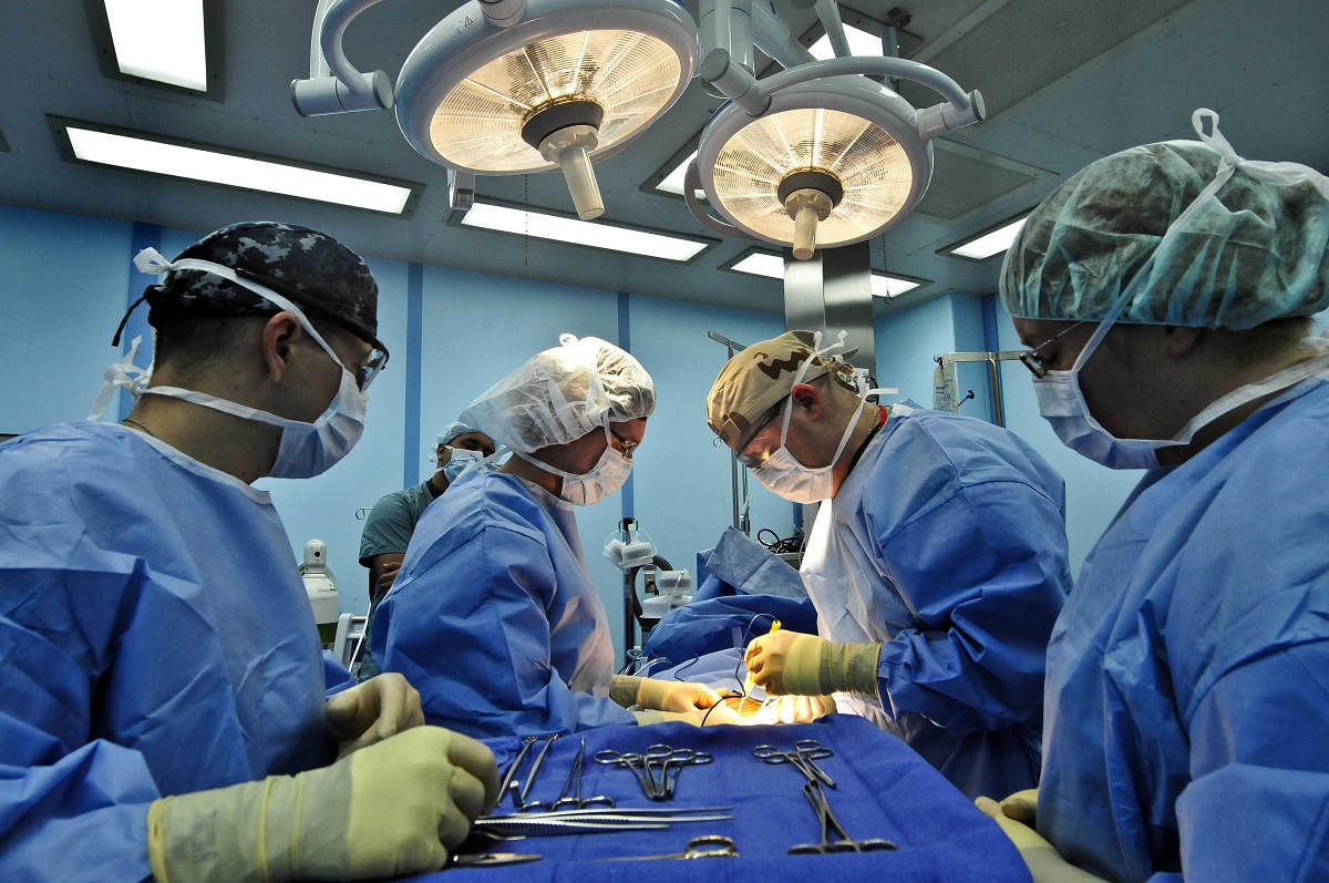 Operation for lever transplantation ((Photo by Kristopher Radder/Released)