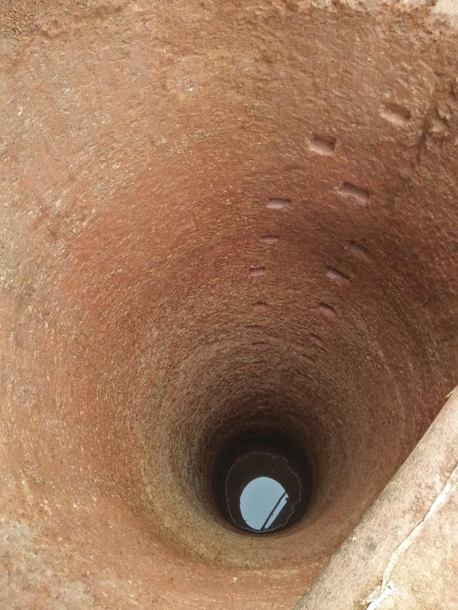 The well dug by the youths of Banthadka during the lockdown period.
