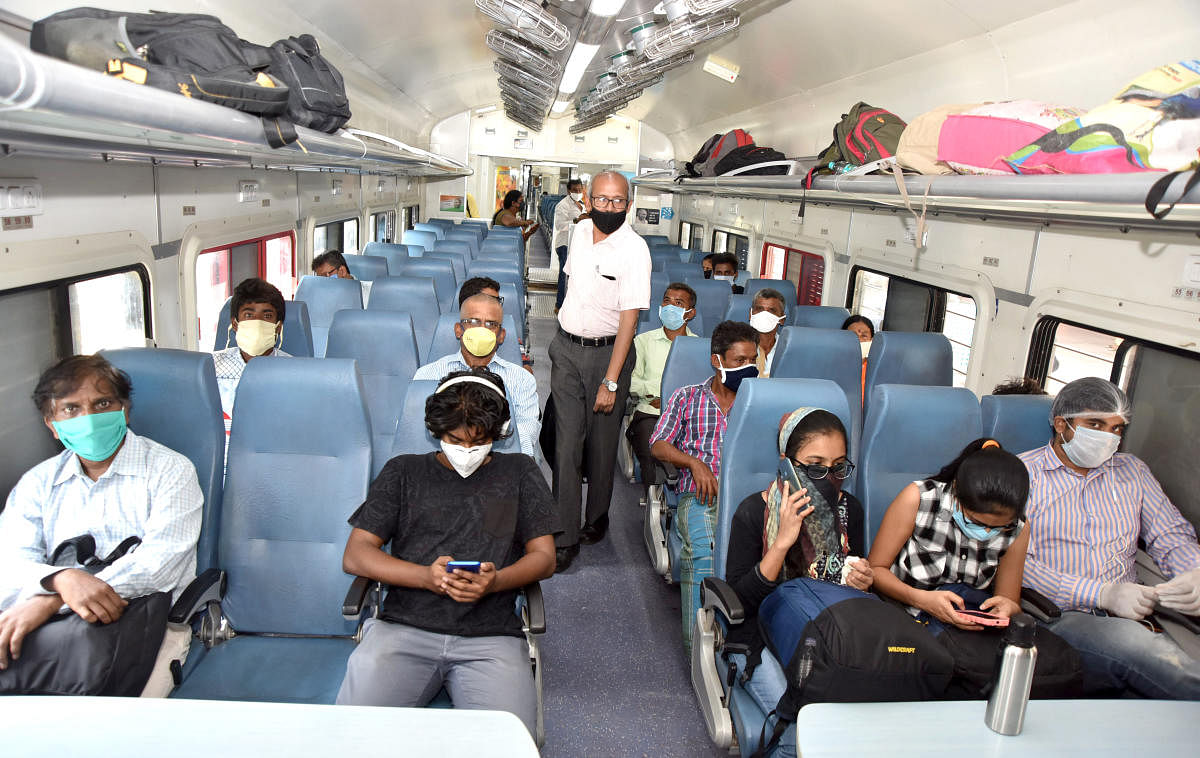 Passengers in Mysuru-Bengaluru bus .PHOTO BY B R SAVITHA
