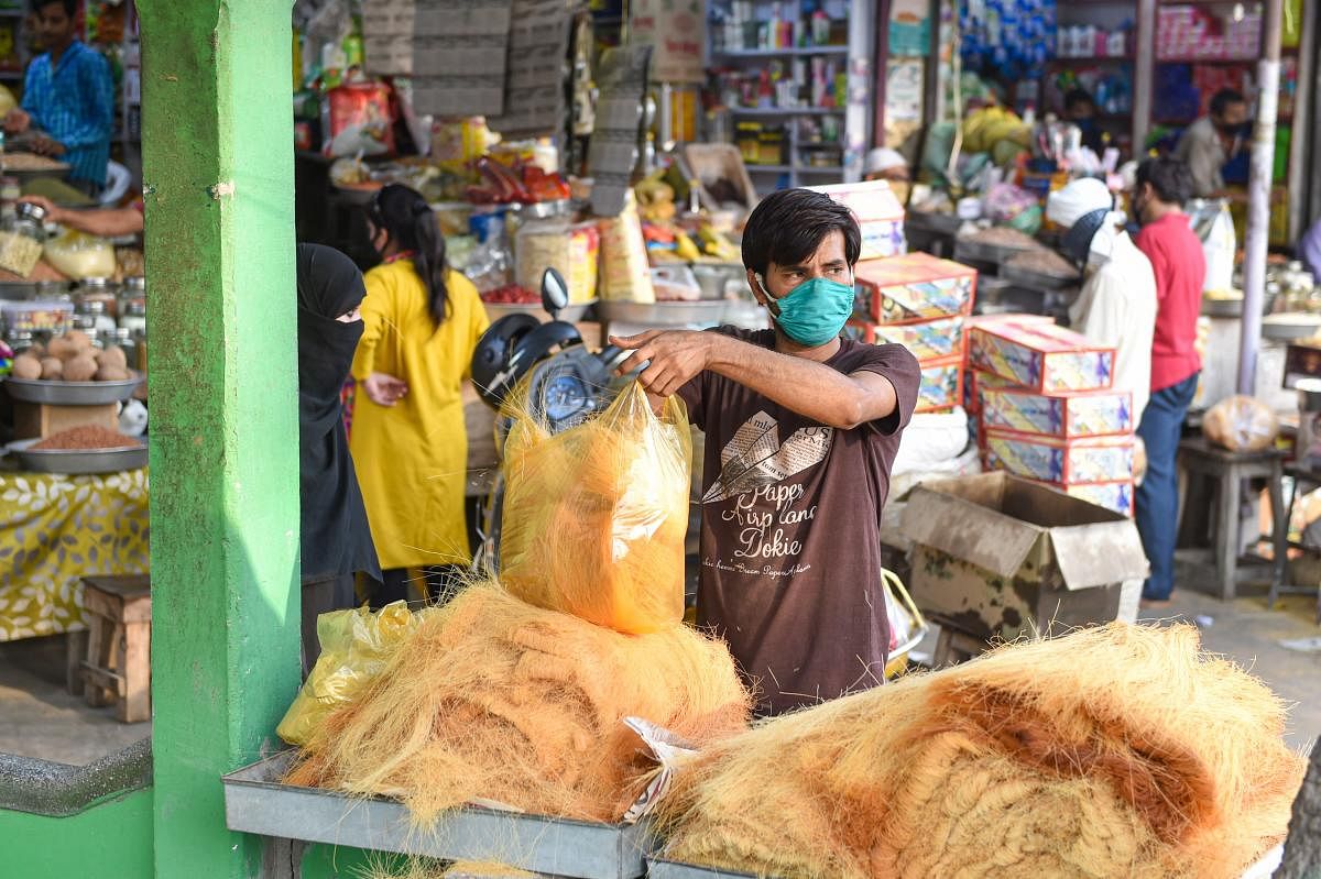 : A vendor sells vermicelli on the eve of Eid al-Fitr, during the ongoing COVID-19 nationwide lockdown, in Lucknow, Saturday, May 23, 2020. (PTI Photo)