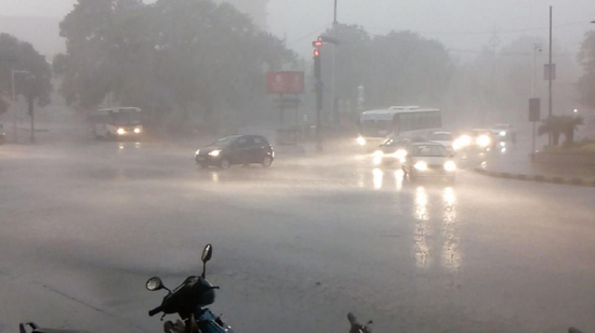Sudden rains in Hyderabad (PTI Photo)