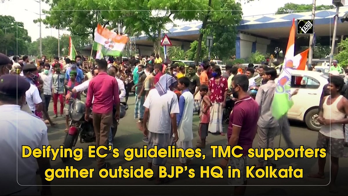 Deifying EC’s guidelines, TMC supporters gather outside BJP’s HQ in Kolkata