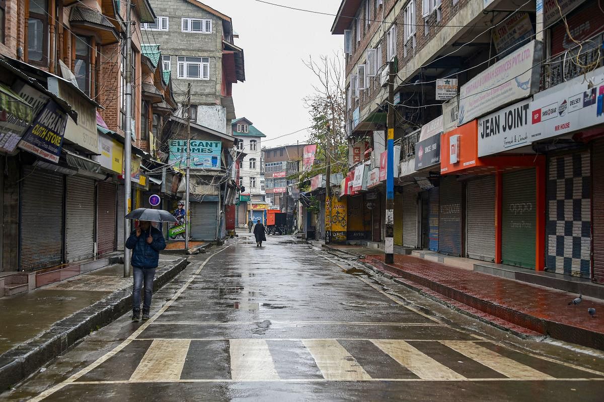  A deserted view of a market during shutdown, in Srinagar (PTI)