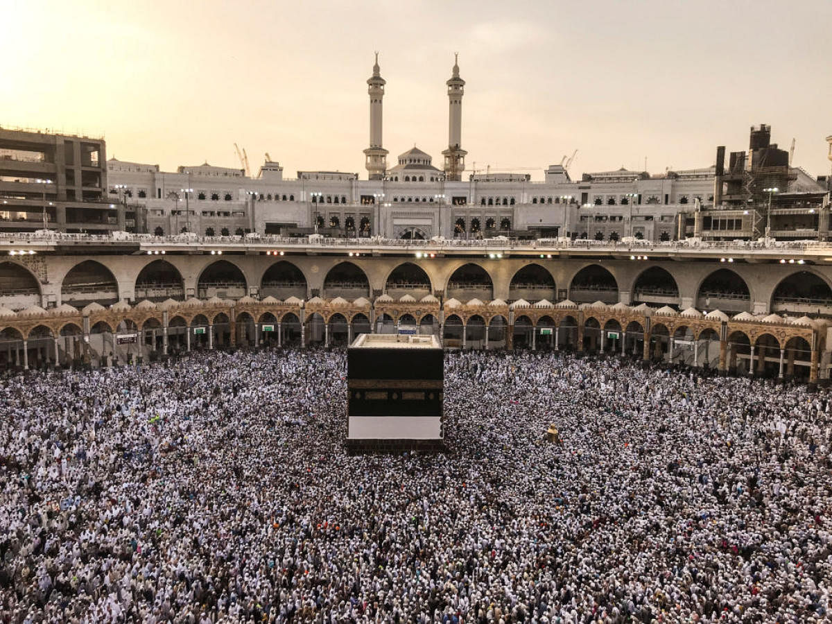 Muslim pilgrims circle the Kaaba and pray at the Grand mosque ahead of annual Haj pilgrimage in the holy city of Mecca, Saudi Arabia August 16, 2018. Credit/Reuters Photo