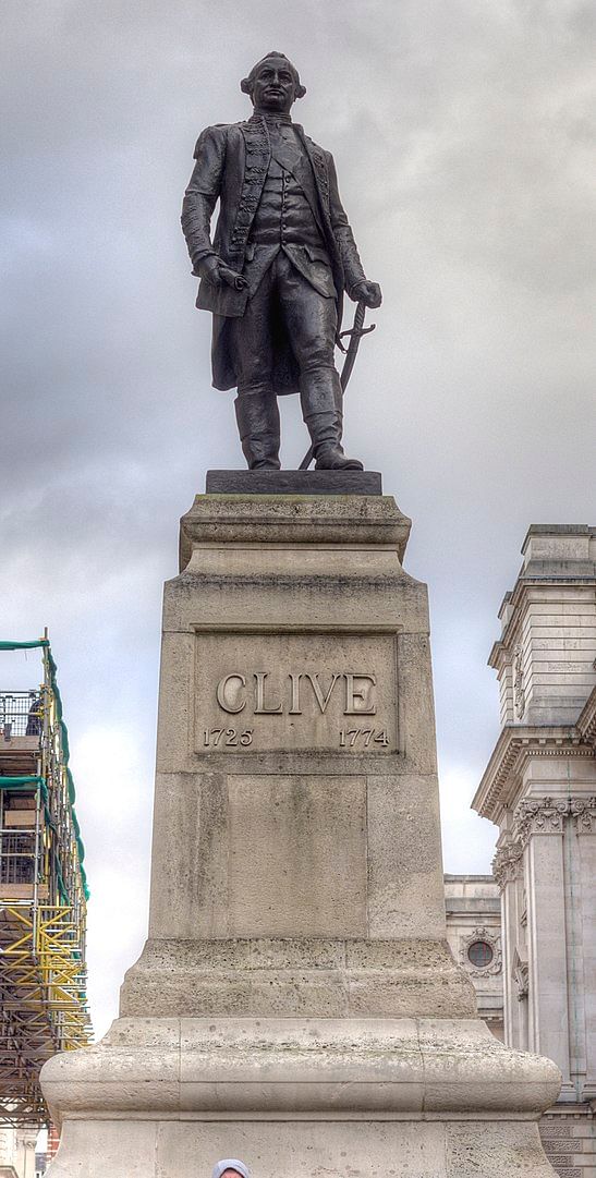 Statue of Robert Clive, London (Wikipedia Photo)