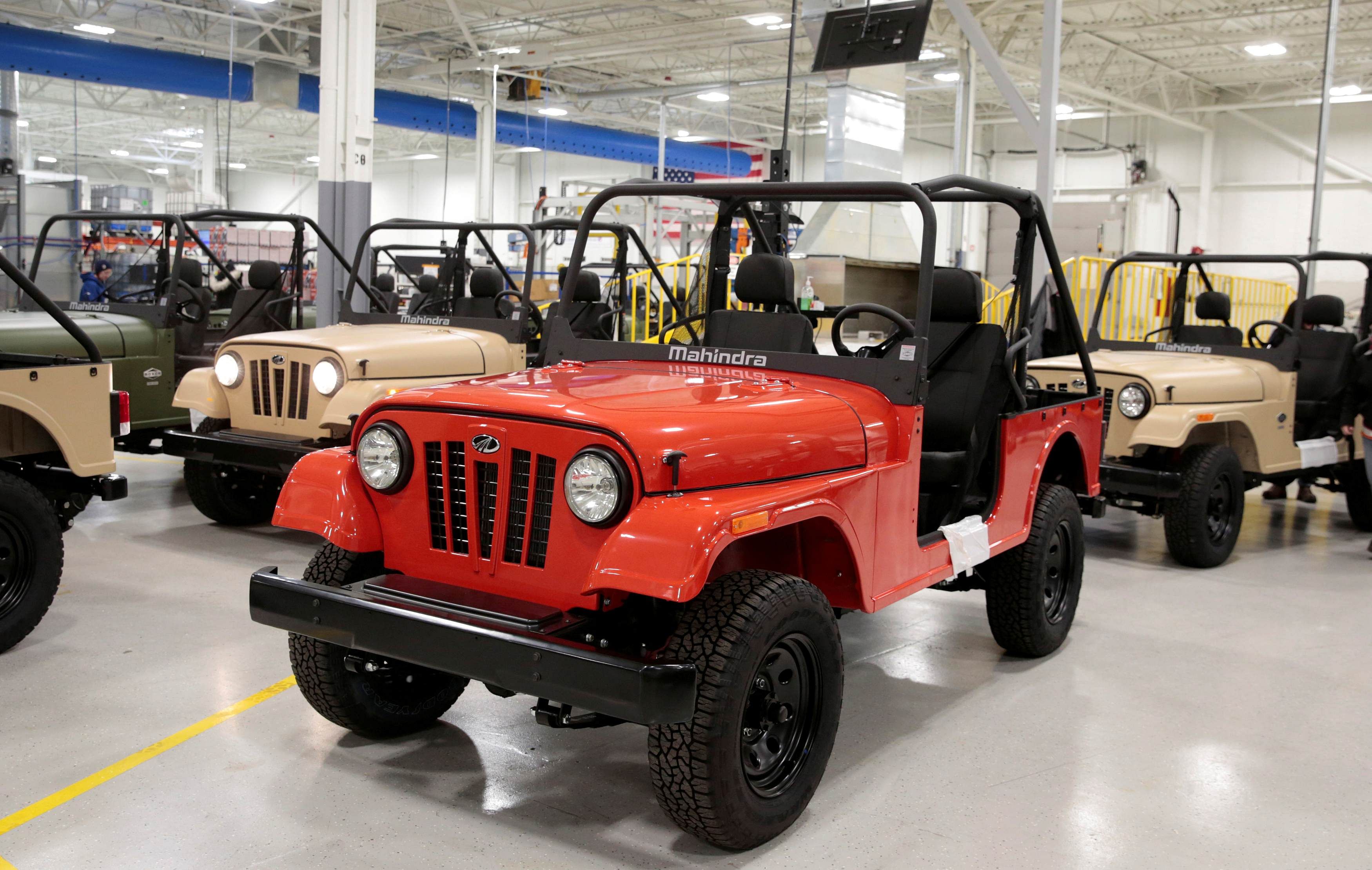 Fiat Chrysler claimed that the Roxor is a “nearly identical copy” of its Jeep, particularly the “boxy body shape with flat-appearing vertical sides and rear body ending at about the same height as the hood.” Credit: Reuters