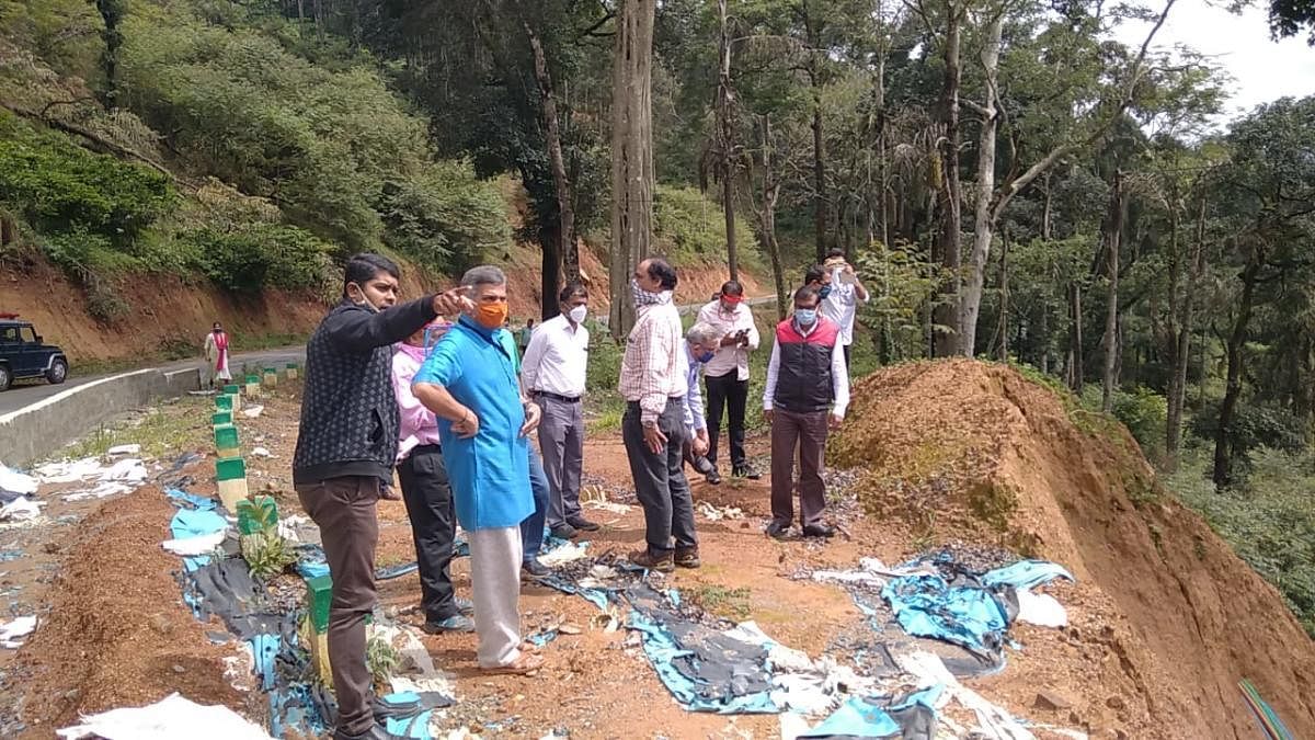 Karnataka State Biodiversity Board President Anant Hegde Ashisar who is heading a high-level committee visited the landslide affected area of Malenadu in Kodagu on Saturday. 
