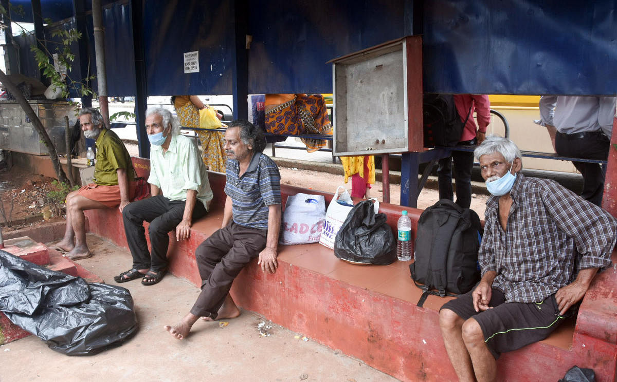 Four destitute patients who were found near Kankanady bus stand in Mangaluru.   