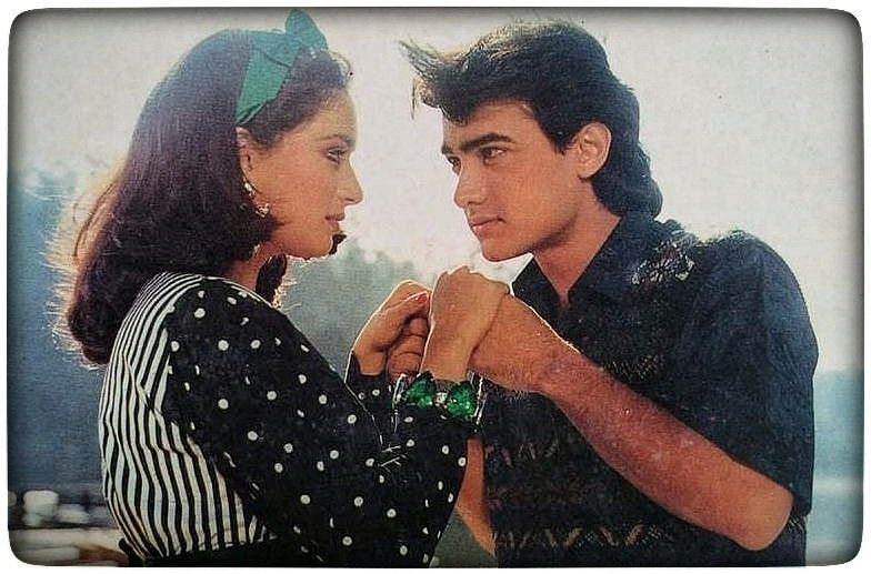 Aamir Khan and Madhuri Dixit in a still from Dil. Credit: Twitter/@MadhuriDixit