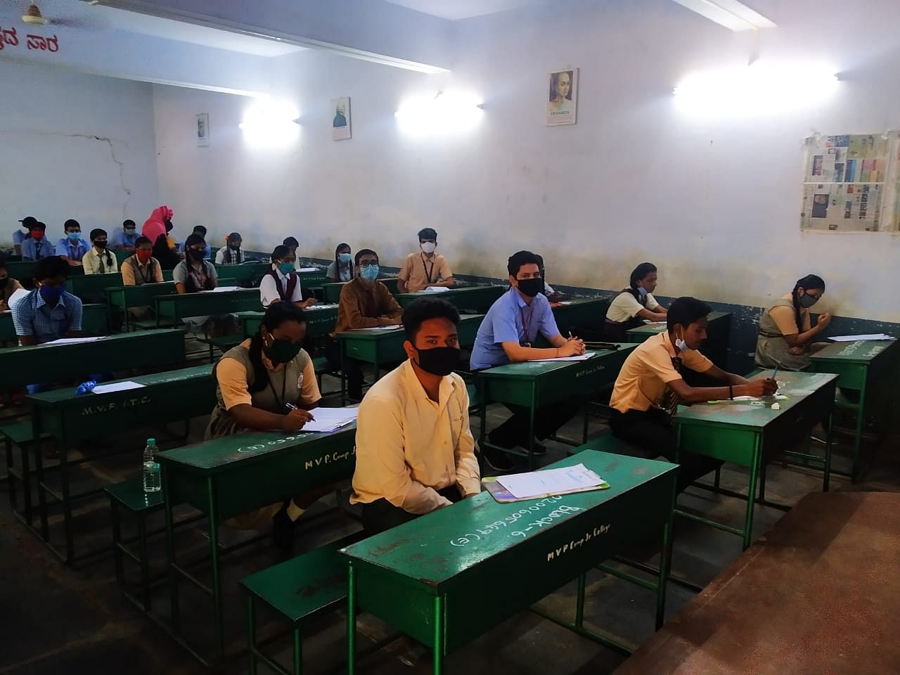 SSLC students ready to write answer paper at an examination centre at Mahila Vidya Peetha (MVP) at Vidyanagar in Hubballi on Thursday. DH Photo