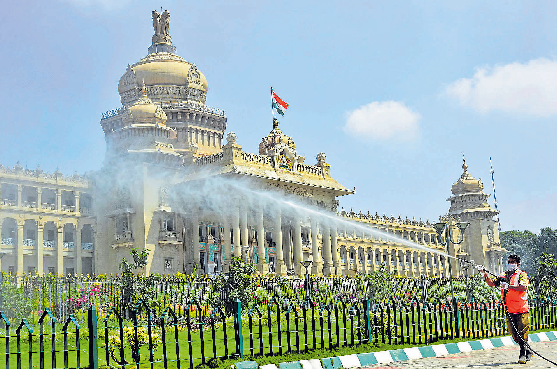 Covid-19 cases were also reported among staff at Vikasa Soudha in the past. Credit: DH Photo