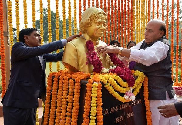 Union Defence Minister Rajnath Singh pays tribute to former President APJ Abdul Kalam on his birth anniversary during the 41st Directors Conference of DRDO, at DRDO Bhawan in New Delhi, Tuesday, Oct. 15, 2019. Credits: PTI Photo